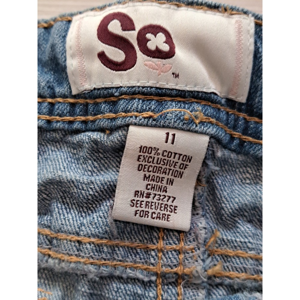 SO Y2K Womens Light Wash Distressed Denim Cut Off Shorts Blue Frayed Hem Size 11 - Picture 3 of 9